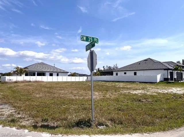 Vacant Land in Cape Coral - Cape Coral, Florida, 33991