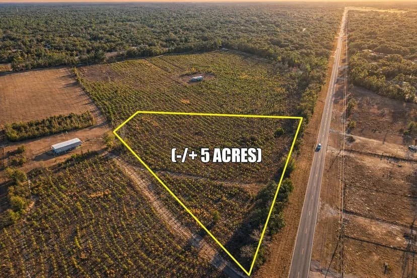 5 AC Lot in Bronson, FL