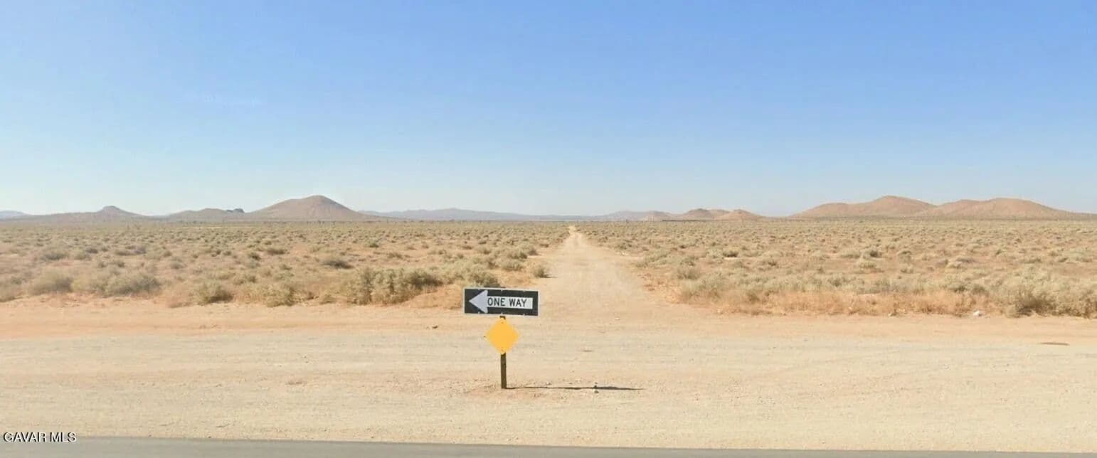 Lots & Land-Other in Mojave - Mojave, California, 93501