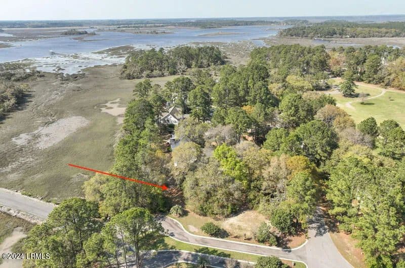 Property from 87 Tuscarora Avenue - KW