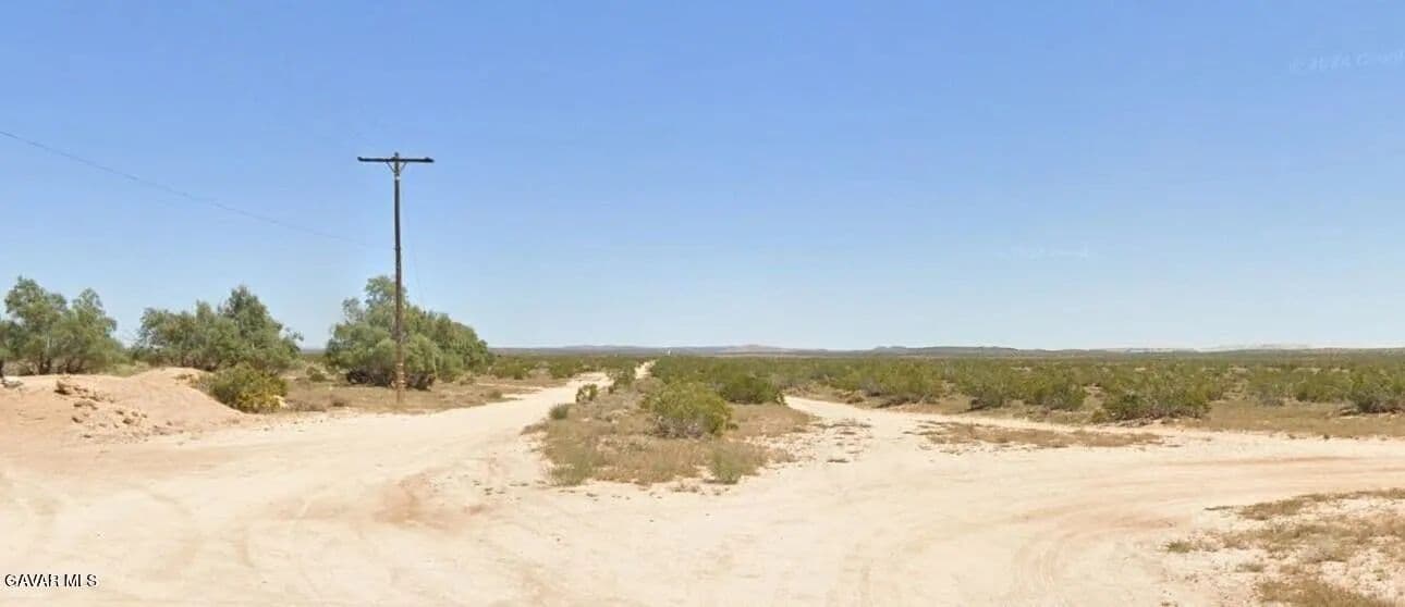Lots & Land-Other in North Edwards - North Edwards, California, 93523