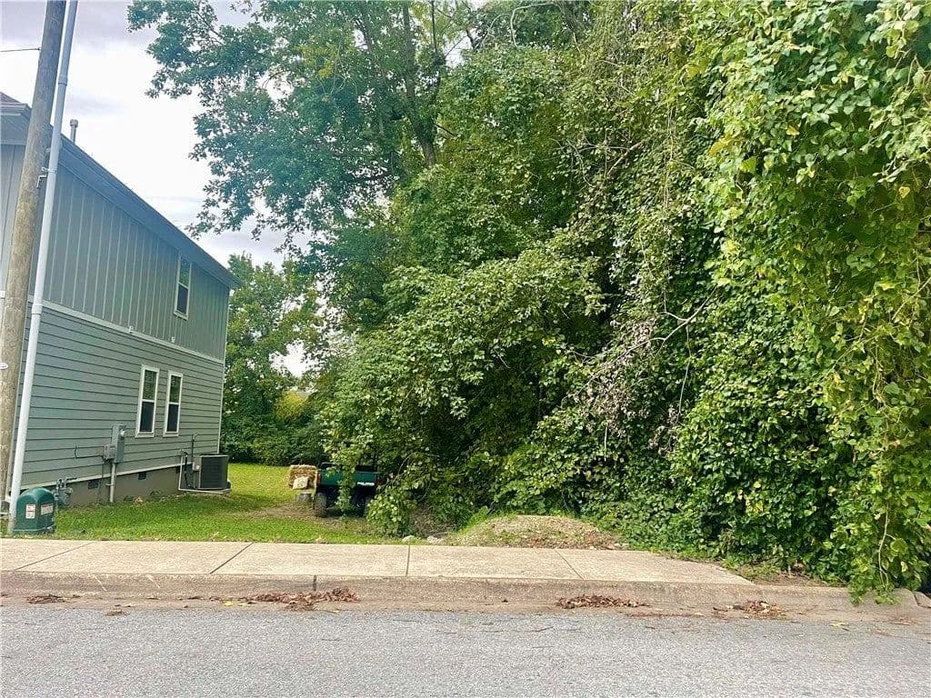 Lots & Land-Other in Fayetteville - Fayetteville, Arkansas, 72701