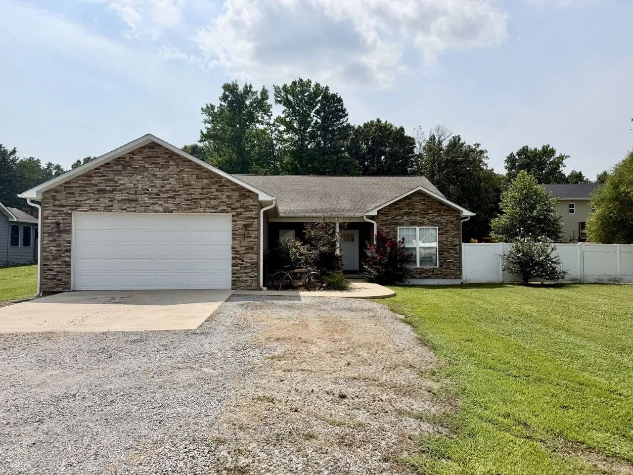 Beautifully Renovated 3-Bed, 2-Bath Home For Sale - Poplar Bluff, Missouri, 63901