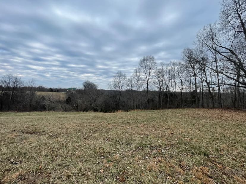 Land -Single Family Acreage in Russell Springs