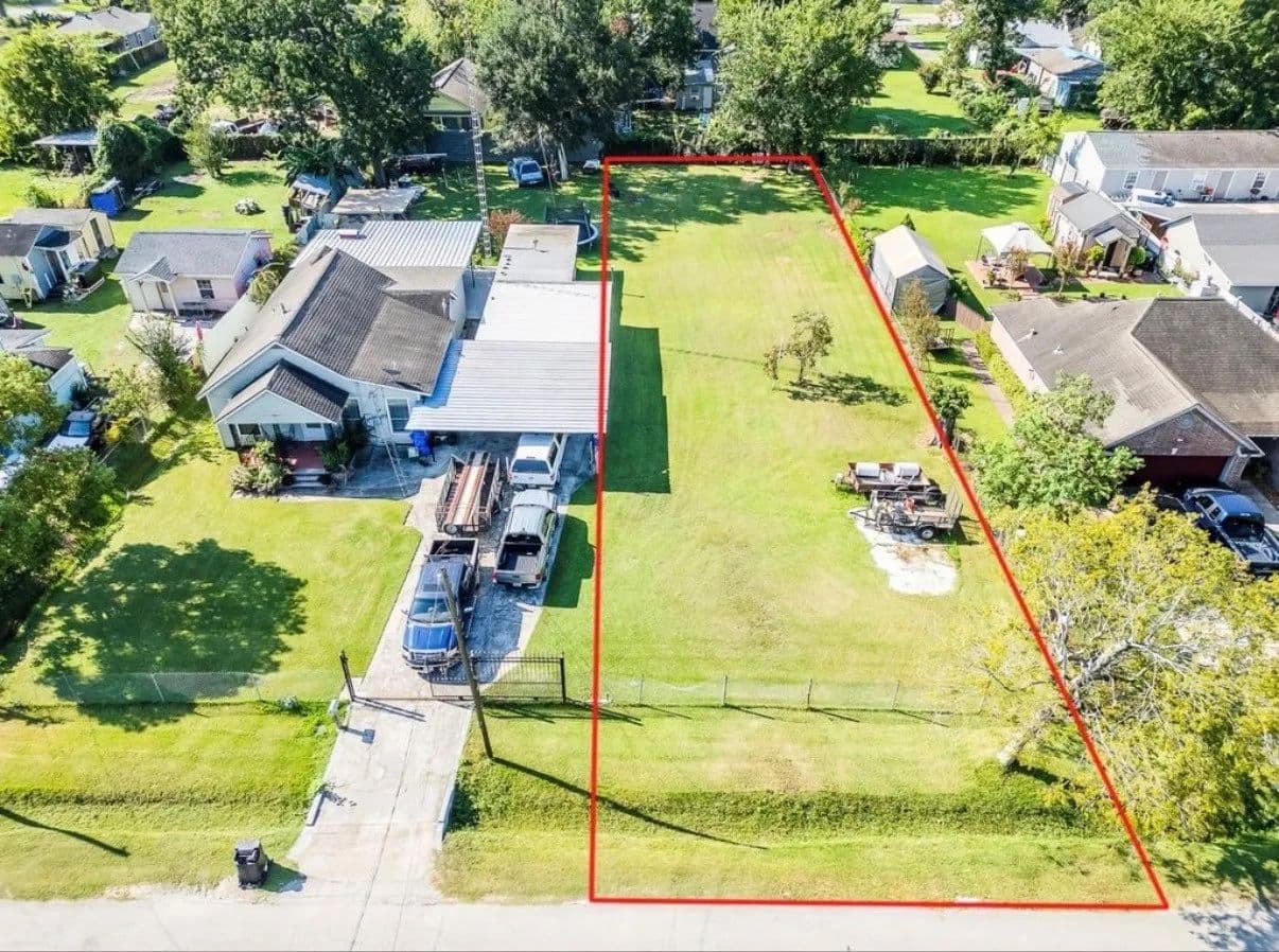 Property from 714 Apache Street - KW - Houston, Texas, 77022