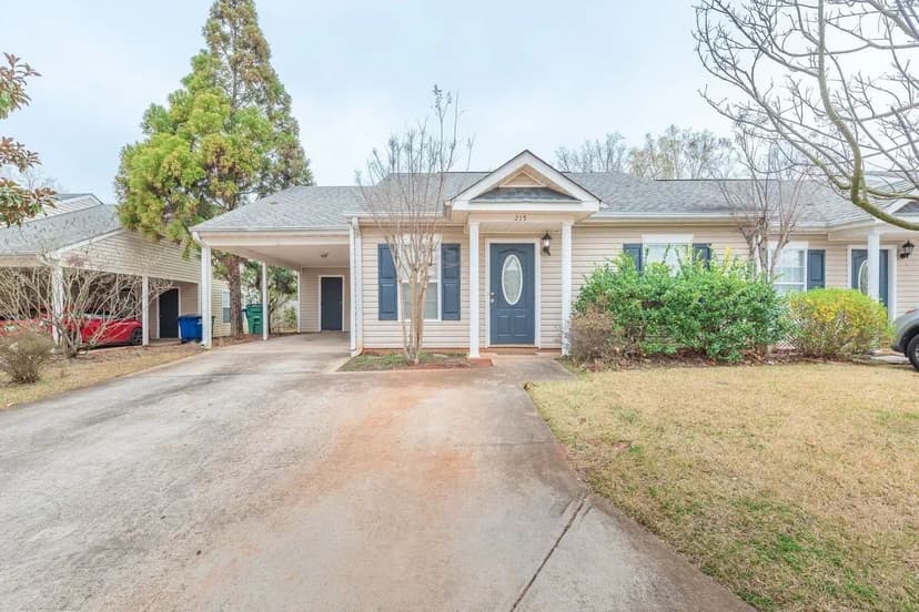 2BD/2BA Townhome - 215 E Middlebury Ln SW Aiken SC - Aiken Co