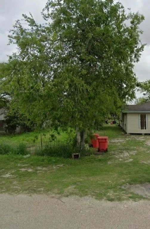 Property from 537 W Avenue D - KW