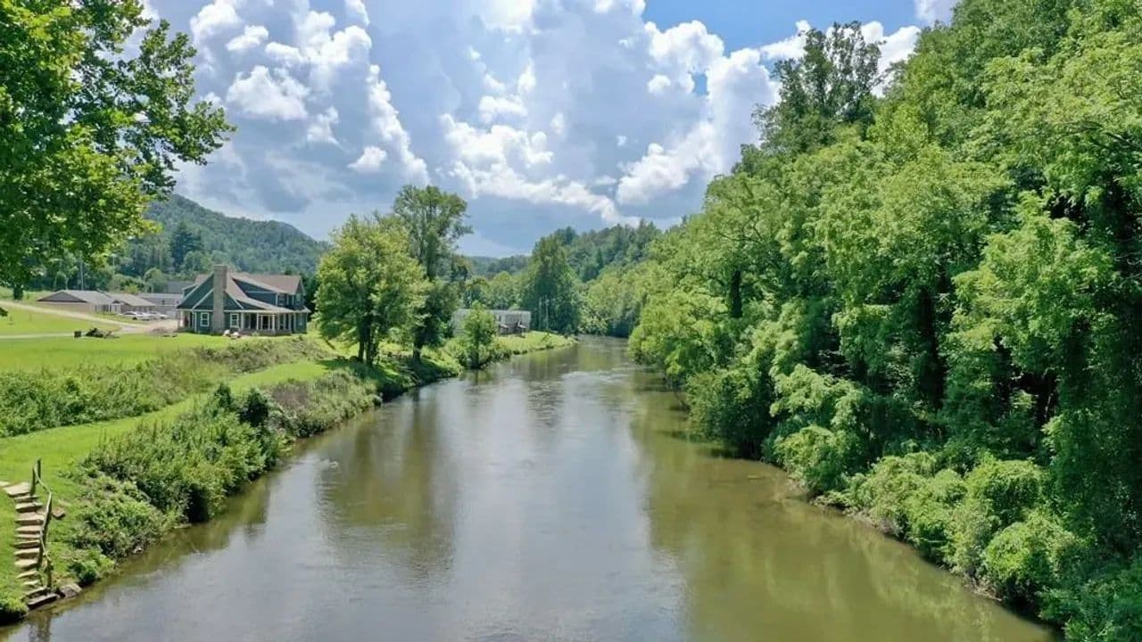 0.27+/- Acres - Lot 4 Bayside Drive, Jackson County! - Sylva, North Carolina, 28779
