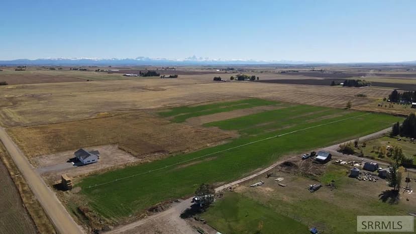 Property from L6A B1 E 1350 N - KW