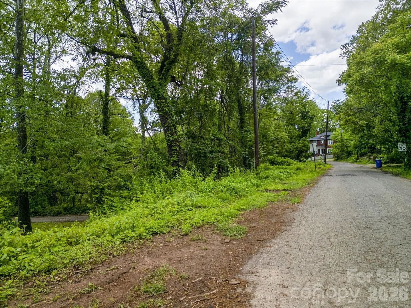 0.19 Acres of Land for Sale in Asheville, North Carolina - Asheville, North Carolina, 28803