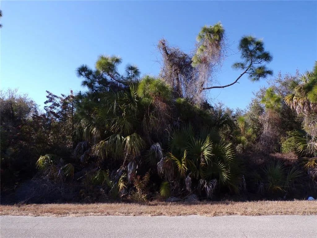 Vacant Land in North Port - North Port, Florida, 34288
