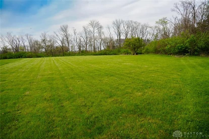 Property from 1229 E Pekin Road - KW