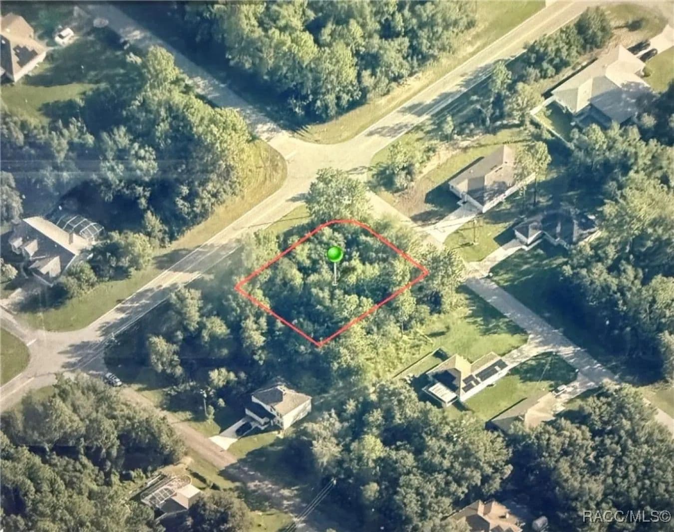 8282 N Brook Way - Citrus Springs, Florida, 34433