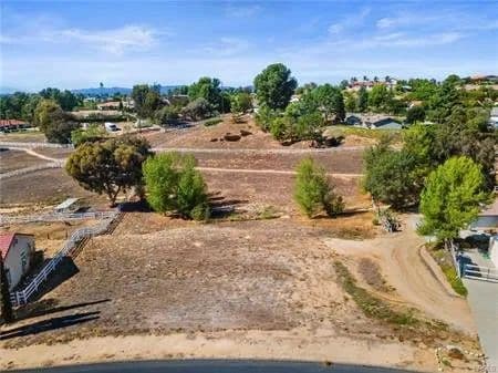 Land -Single Family Acreage in Temecula - Temecula, California, 92591
