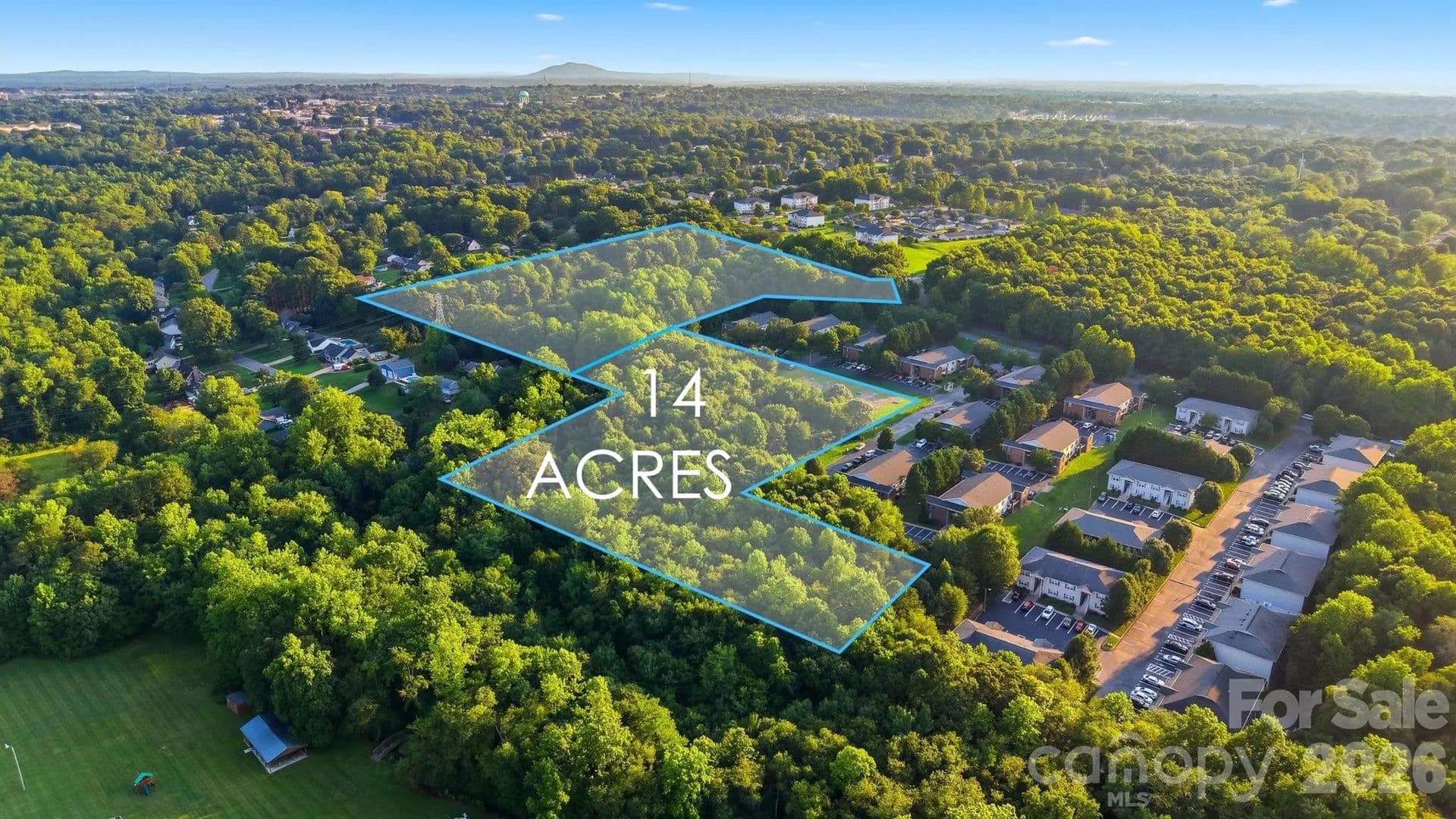 Lots & Land-Other in Hickory - Hickory, North Carolina, 28601