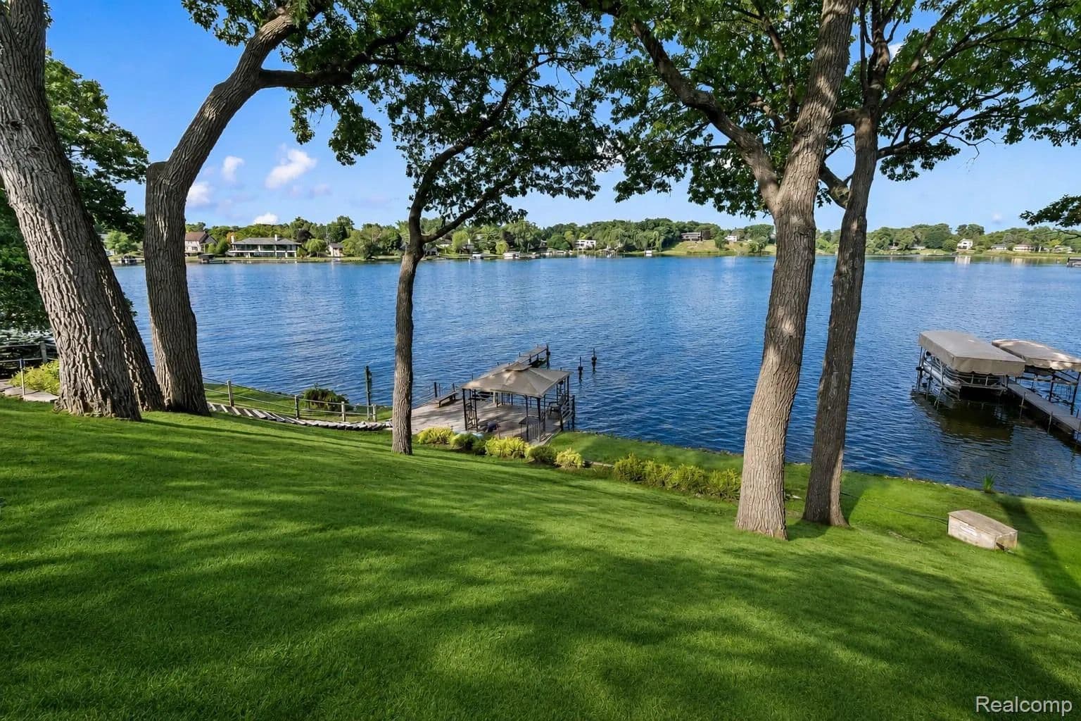 0.41 Acres of Land for Sale in Bloomfield Hills, MI - Bloomfield Hills, Michigan, 48302