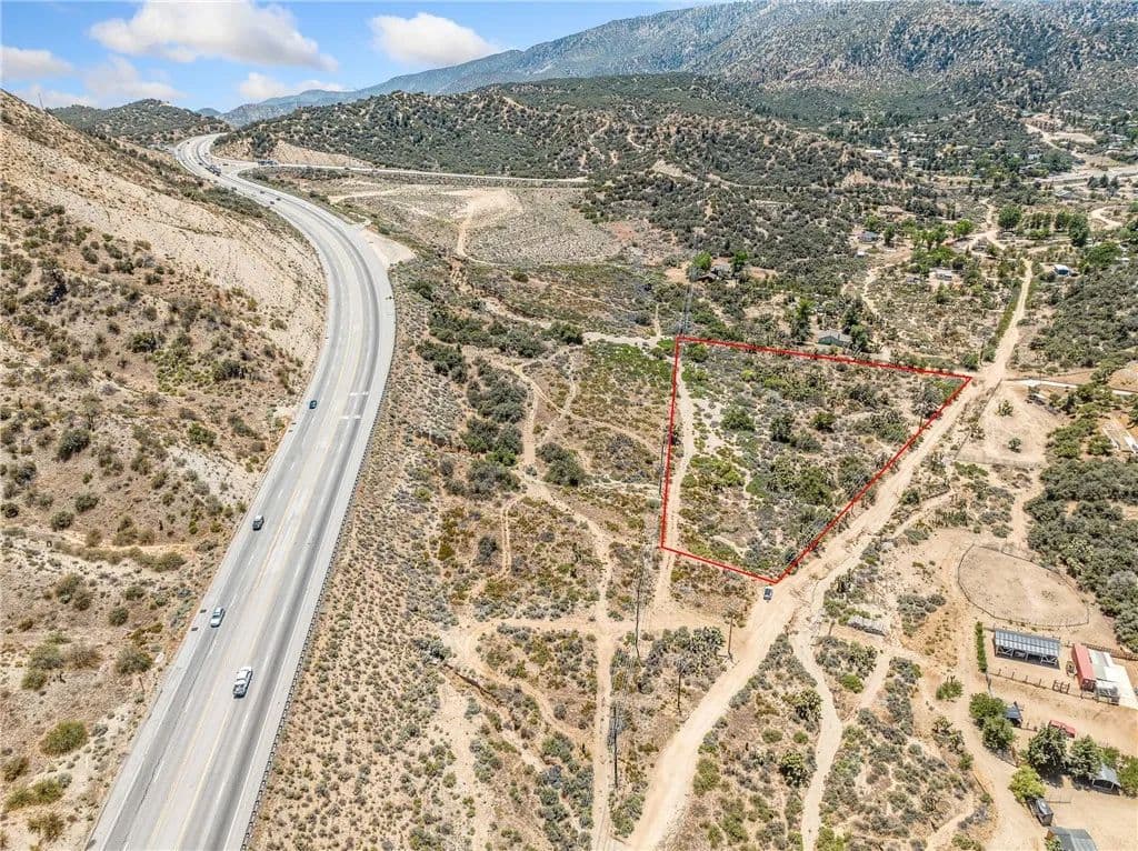 Vacant Land in Pinon Hills - Pinon Hills, California, 92372
