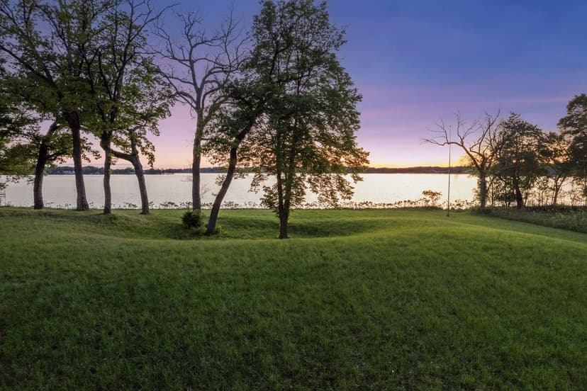 Vacant Land in Wayzata