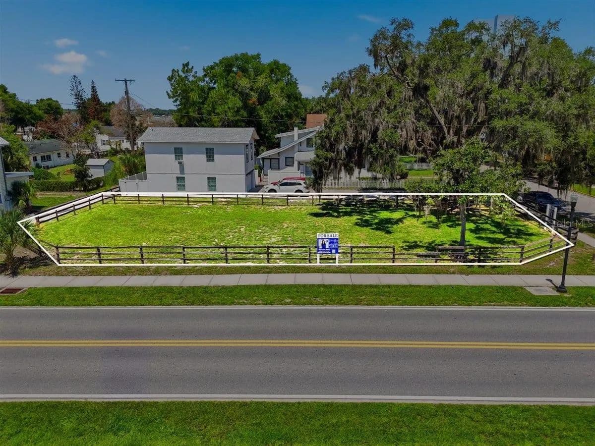 0.2 Acres of Land for Sale in WINTER HAVEN, FL - Winter Haven, Florida, 33880