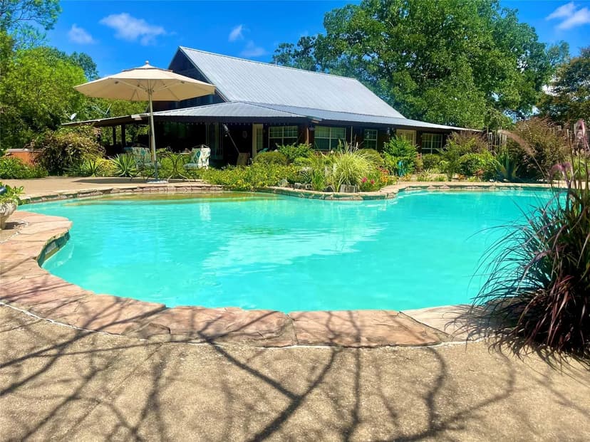 Property from 917 An County Road 3051 - KW