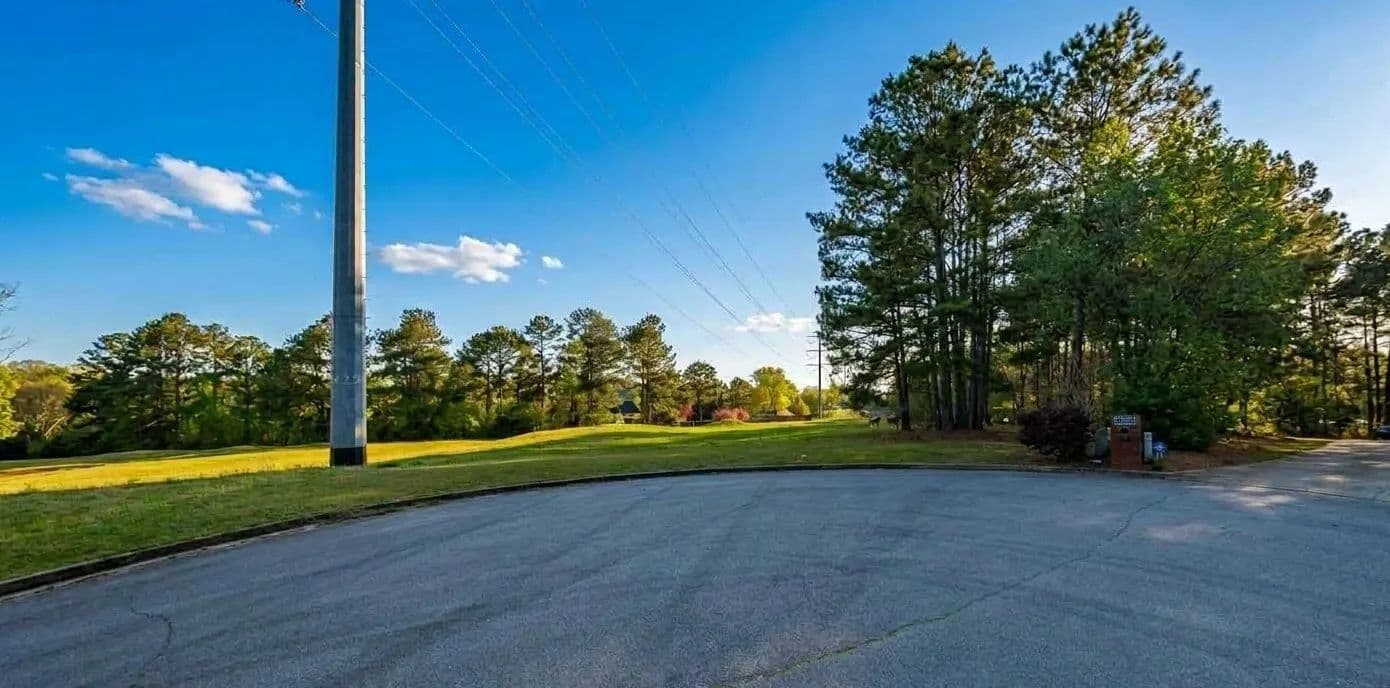 Small Lot with Big Potential - Jonesboro, Georgia, 30263