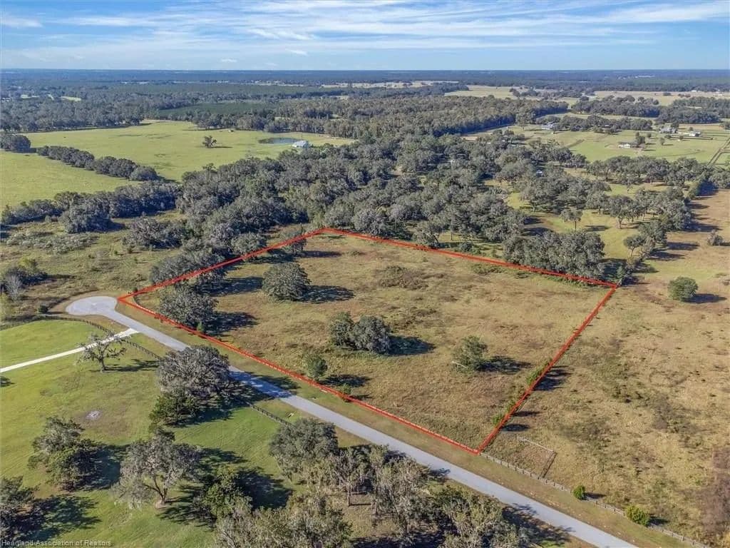 Lots & Land-Other in Morriston - Morriston, Florida, 32668