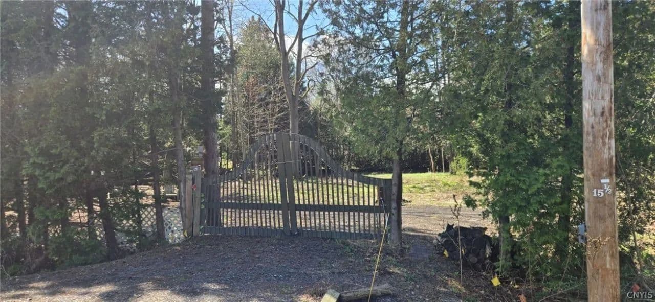 Land -Single Family Acreage in Baldwinsville - Baldwinsville, New York, 13027
