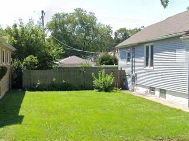 Property from 1113 W 123rd Street - KW - Calumet Park, Illinois, 60827