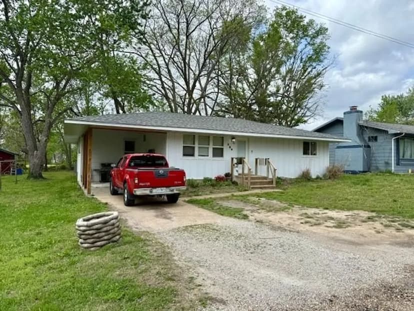 3 Bedroom 1 Bath, Storage Building, New Siding, Window, Roof HVAC ECT.