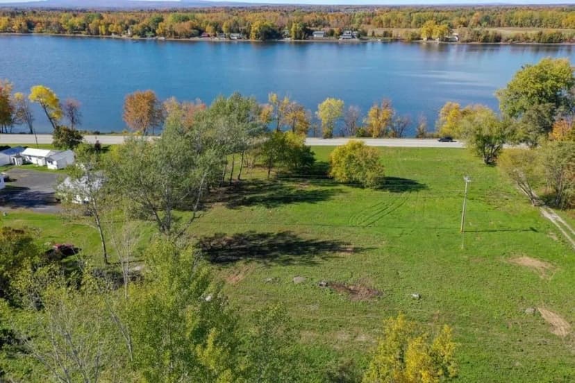 Lots & Land-Other in North Hero