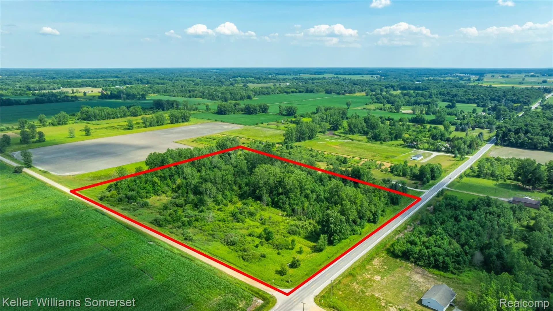 16 Acres of Land for Sale in Yale, MI - Yale, Michigan, 48097