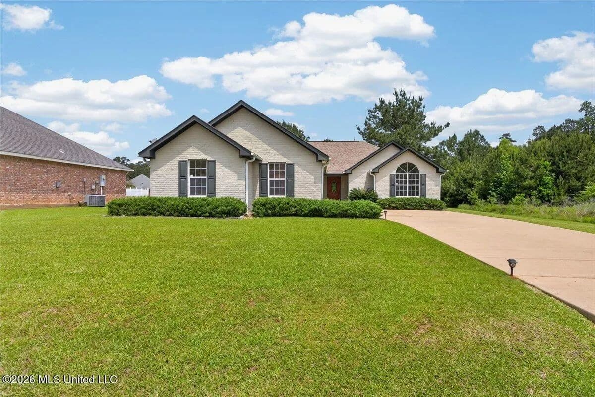 Home in Fox Chase Subdivision, McComb, MS - Mccomb, Mississippi, 39648