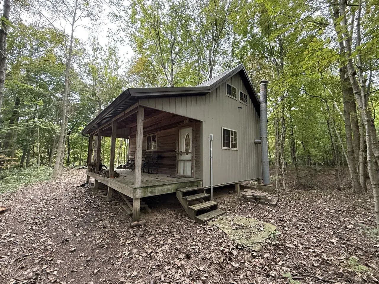 Westville 40 / Cabin, Shed & Pond - Westville, Illinois, 61883