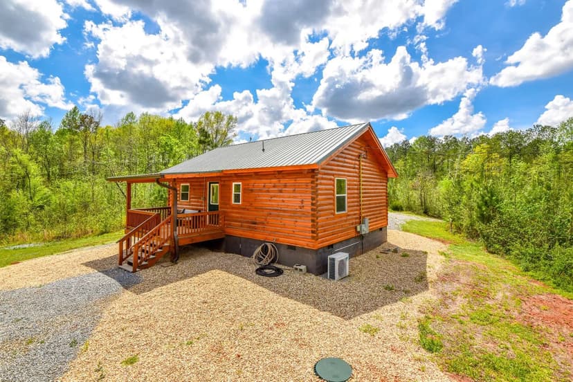 Log Cabin, on 104 Acres , Close to Lake Martin, Tallapoosa County