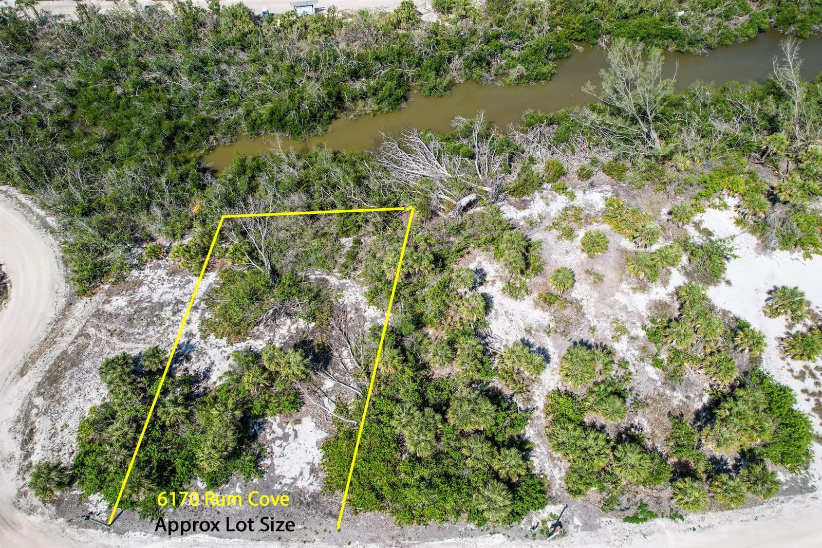 Vacant Land (0-10 Acres) in Placida - Placida, Florida, 33946