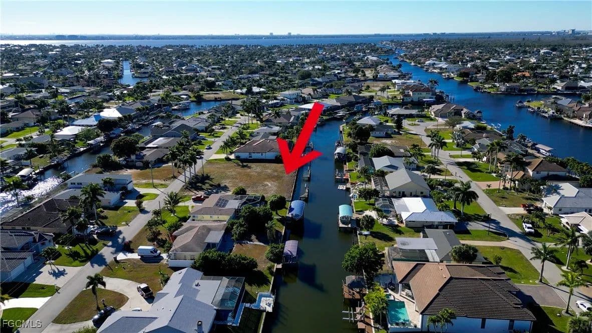 Vacant Land in Cape Coral - Cape Coral, Florida, 33904
