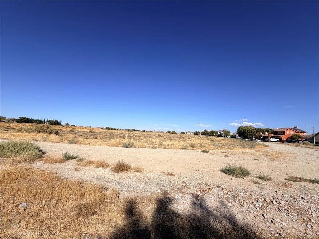 Lots & Land-Other in Lancaster - Lancaster, California, 93535