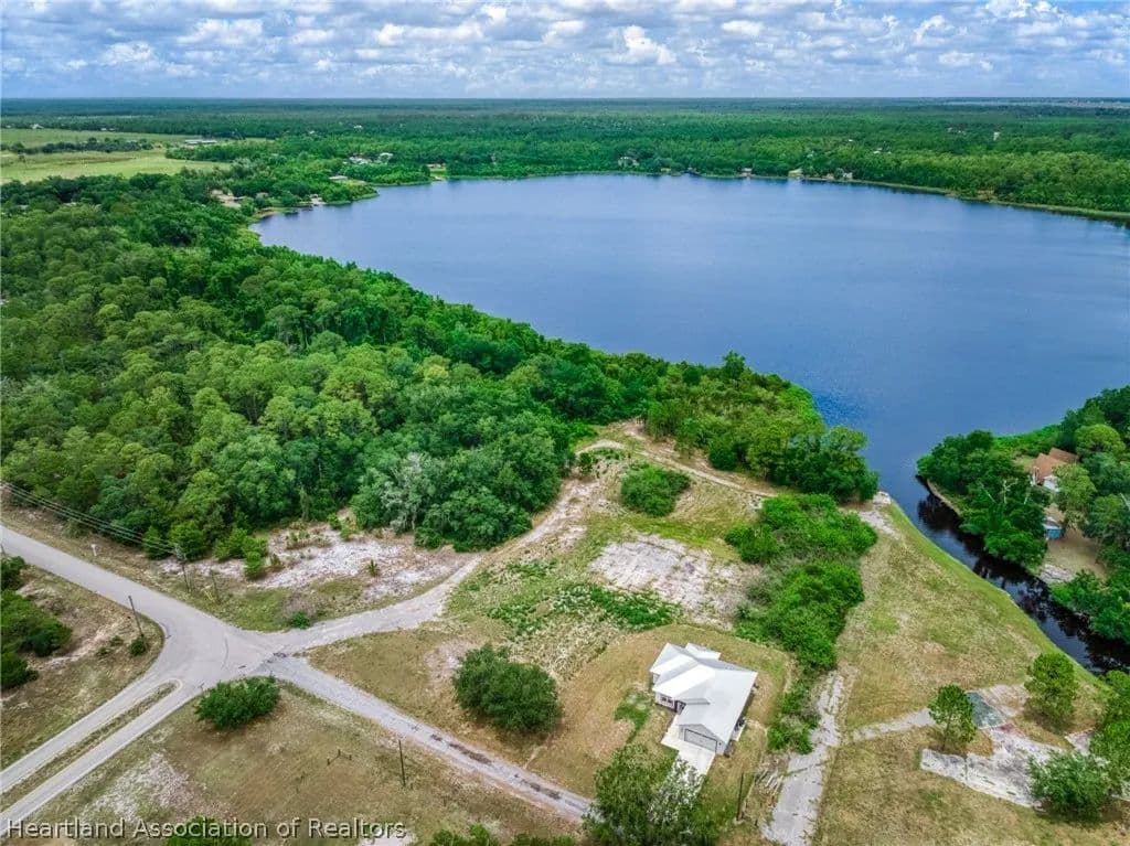 Property from 1100 Lakeside Drive S - KW - Sebring, Florida, 33875