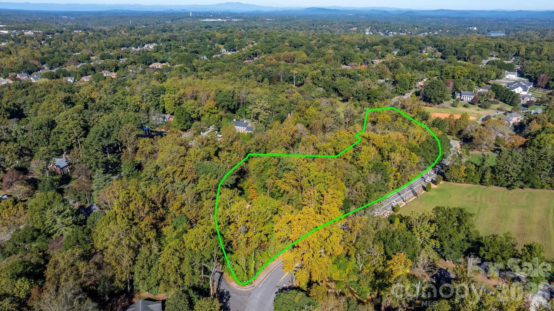 Lots & Land-Other in Hickory - Hickory, North Carolina, 28601