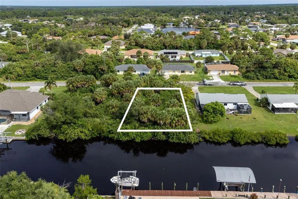 Vacant Land in Port Charlotte - Port Charlotte, Florida, 33948