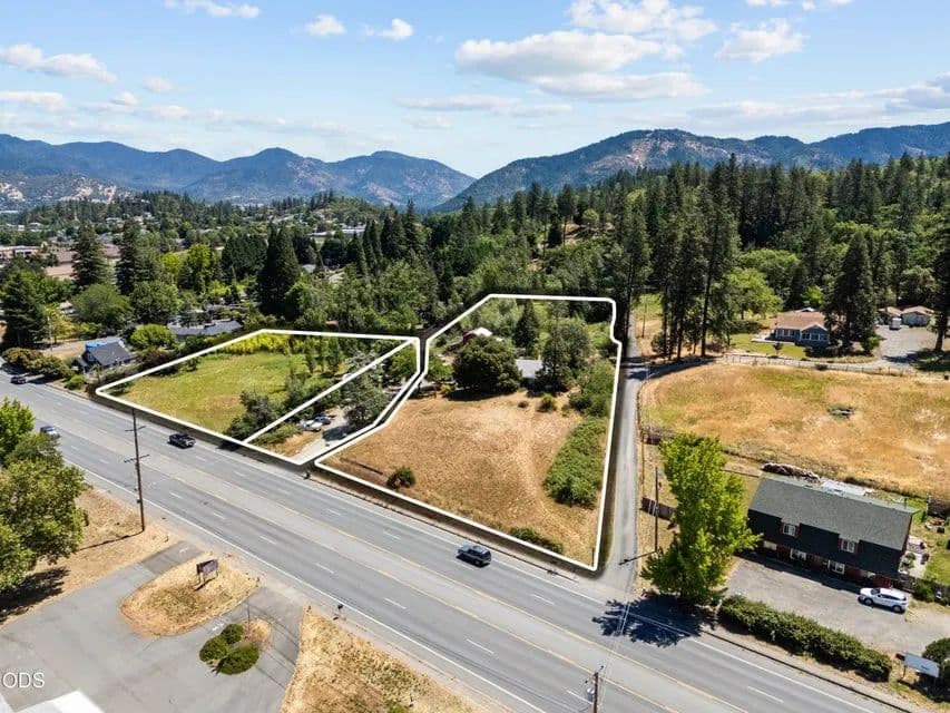 Redevelopment Land in Grants Pass - Grants Pass, Oregon, 97527