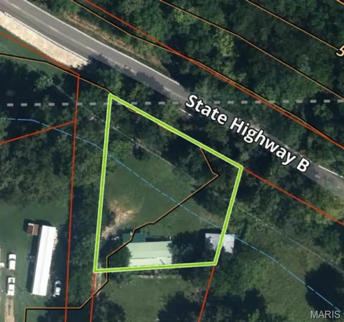 2-Bed Home For Sale in Piedmont, MO - Piedmont, Missouri, 63857