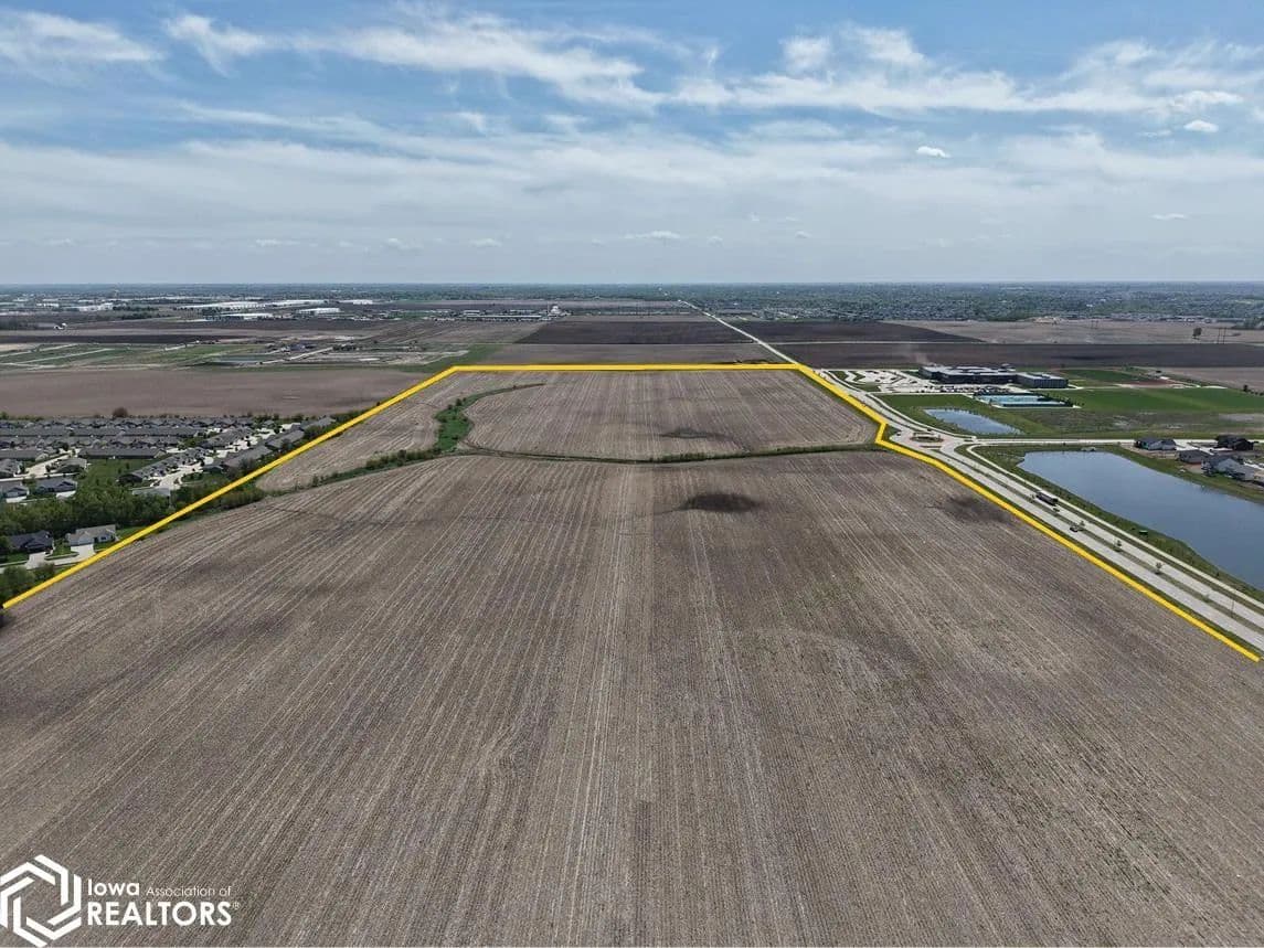 Property from SW County Line Road - KW - Grimes, Iowa, 50111