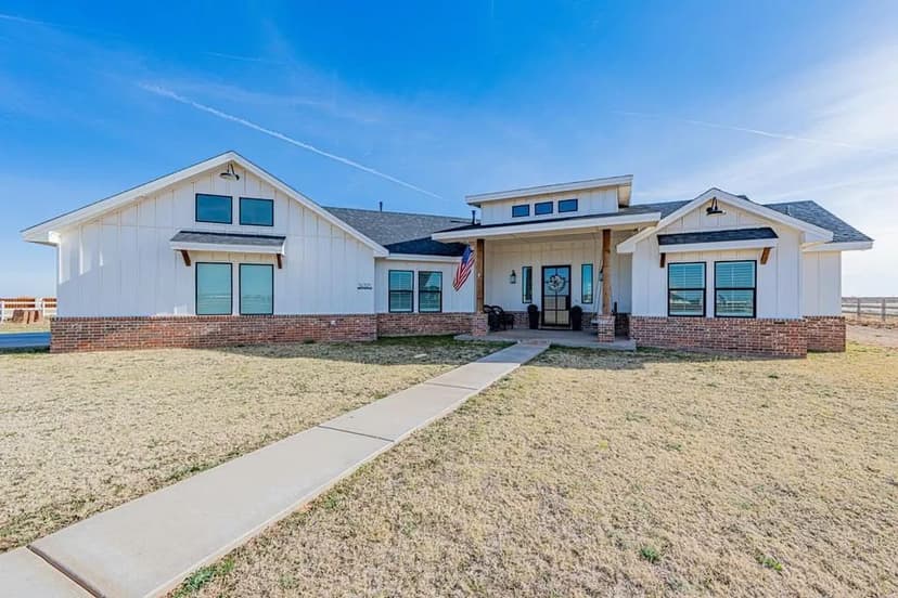 Custom Home on 2.15 Acres