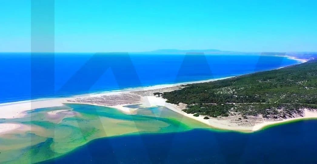305 Acres of Land for Sale in Castelo (Sesimbra), Sesimbra - land for sale