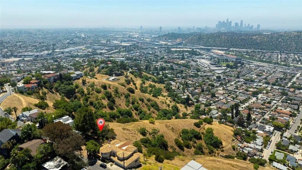 Lots & Land-Other in Los Angeles - Los Angeles, California, 90065