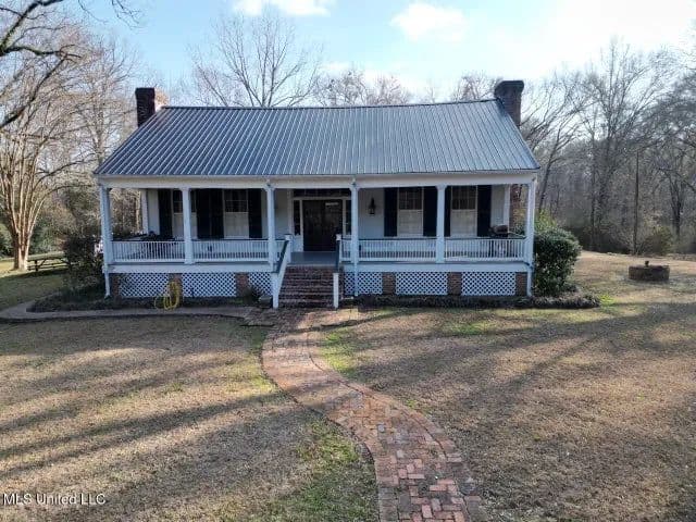 140 Acres with Farmhouse in Lorman, Mississippi