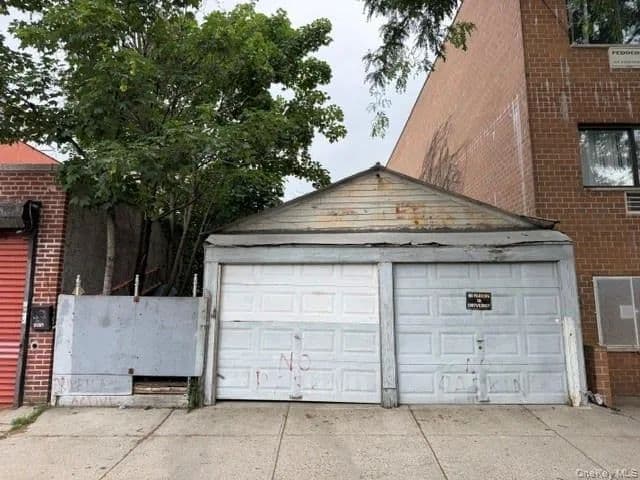Land for Sale in Bronx, New York - Bronx, New York, 10461
