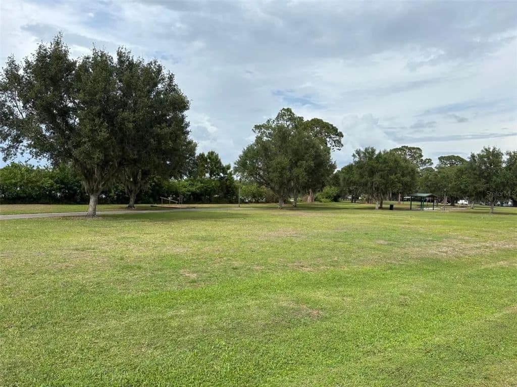Vacant Land in Winter Haven - Winter Haven, Florida, 33881