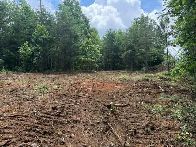 5.01 Acres of Land for Sale in South Pittsburg, Tennessee - South Pittsburg, Tennessee, 37380